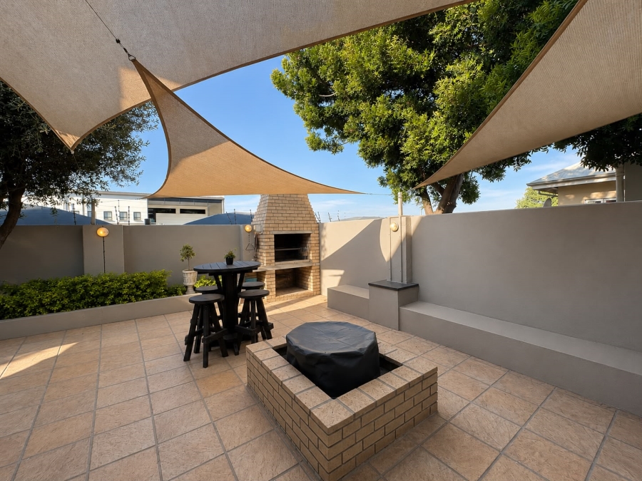 4 Bedroom Property for Sale in Waterval East North West